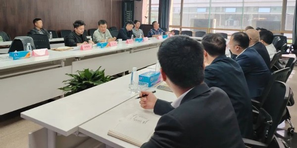 貴陽市建筑設(shè)計院與中國五冶集團開展交流合作，共繪發(fā)展新藍(lán)圖